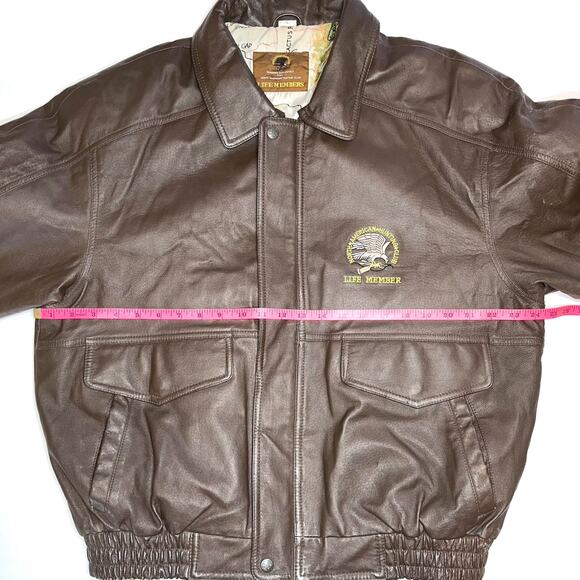 Vintage Leather Life Member North American Hunting Club Bomber Jacket Size Large - Picture 11 of 15